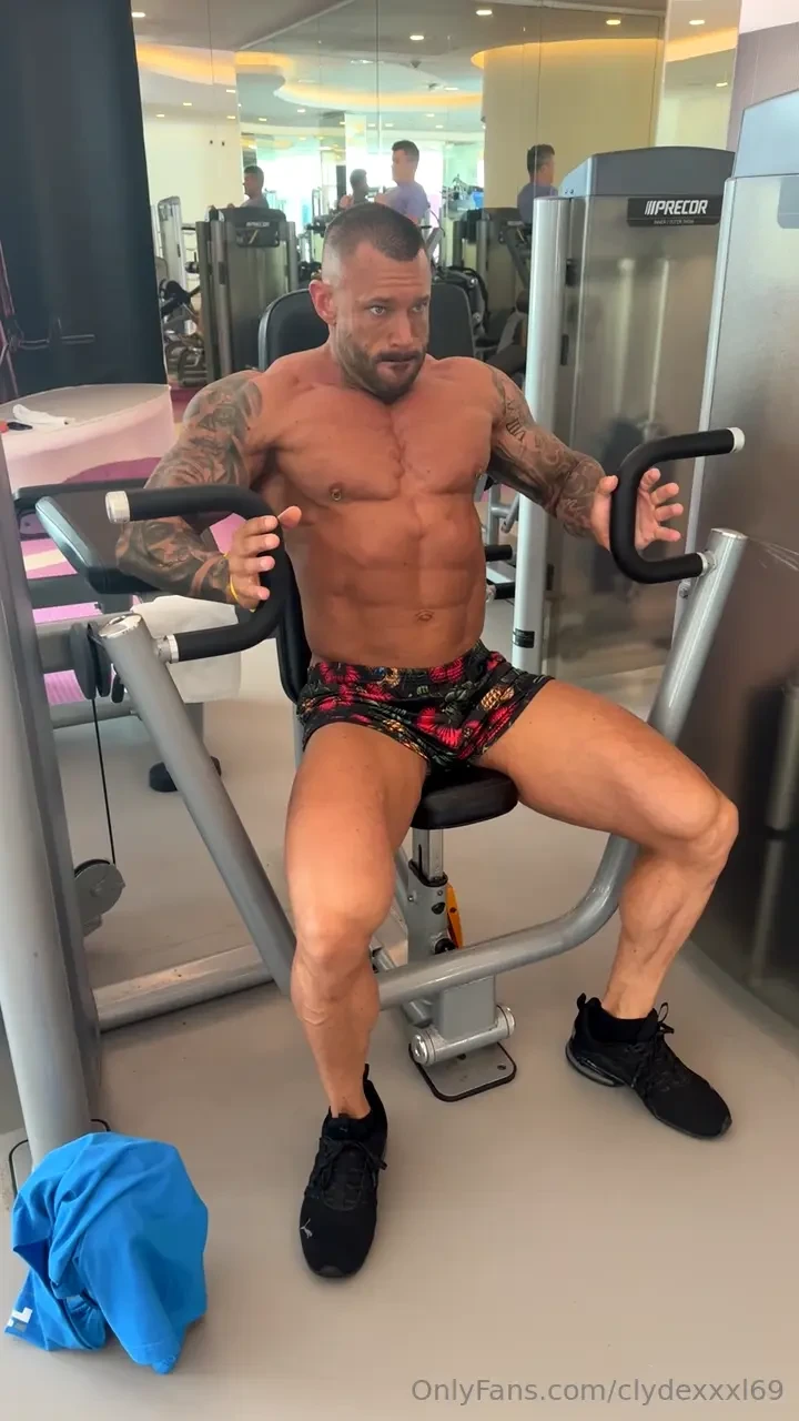 Still gotta get it in even while on vacation 