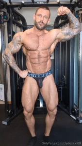 Happy father s day now show daddy some love