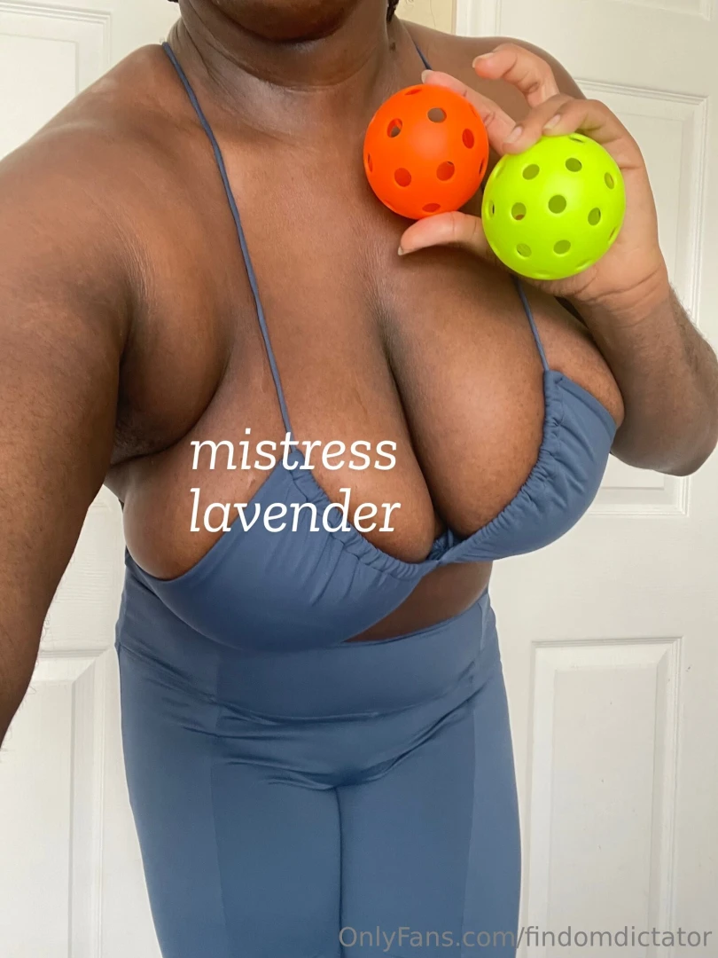 I m off to play pickleball you this top will hold my tits 