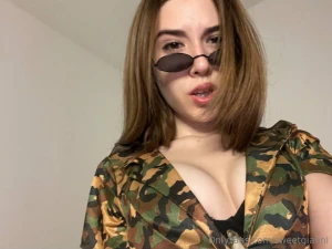 Yummy at the service of the sergeant part 1