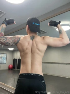 Front or back part 3067