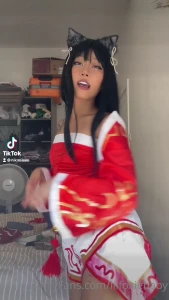 Gotta love the ahri bundle who doesn t like a hot girl with little fox