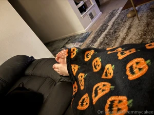 Little toesies were poking out
