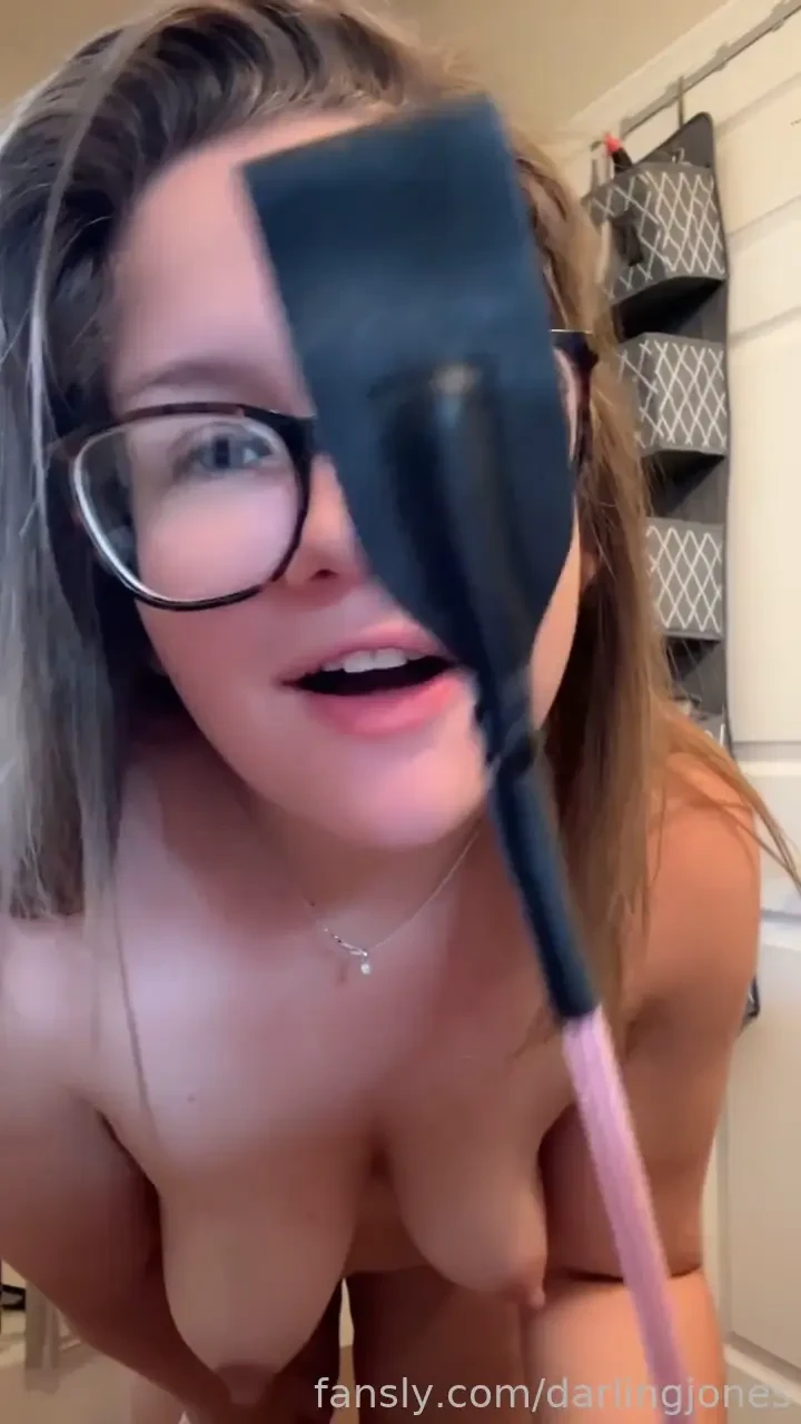 Heheh listen up good boy fyp dom domme findom mommy mommydom goodboy 