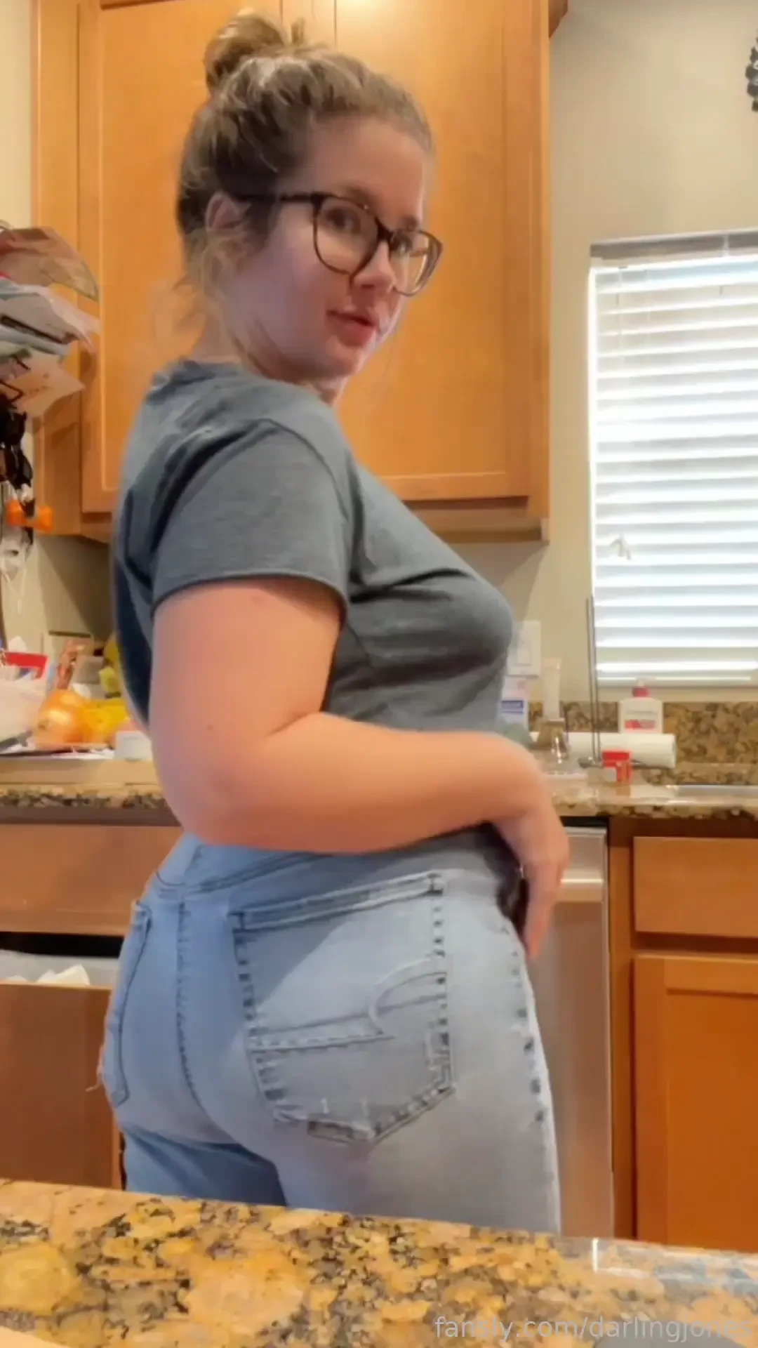 First fan to tip this post 10 gets 1000 in content 