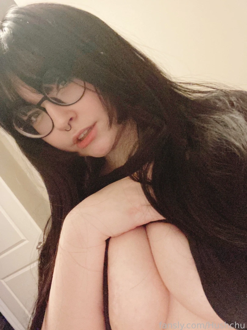 Hushpuppies i m so very much sleepy but i m also so very horny i keep 