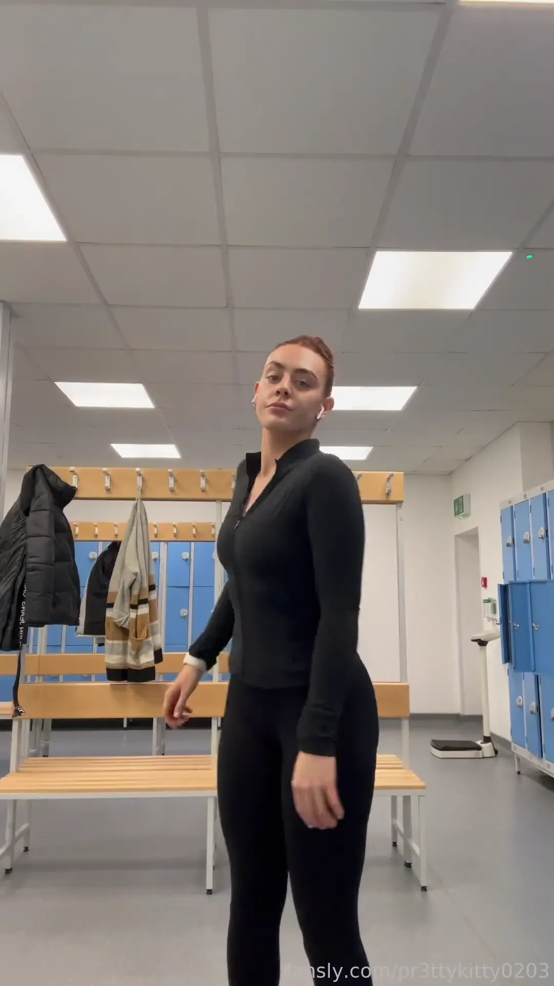 Gym fit check fyp gymgirl gympawg pawg ass bigass ripped leggings 