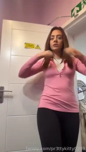 Mofe casual work fut today as i m so busy i m going to get sweaty for