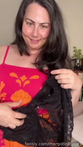 Over40 lingerie reveal bignaturals darkhair cleavage bigboobs
