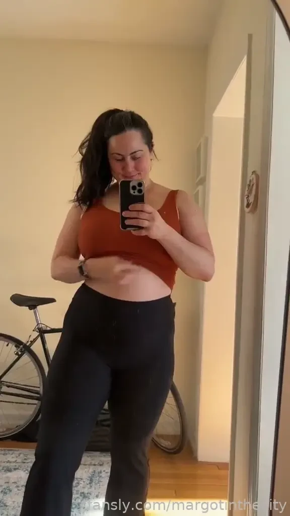 Yoga fit check over40 workoutclothes yogapants thong longhair brunette 
