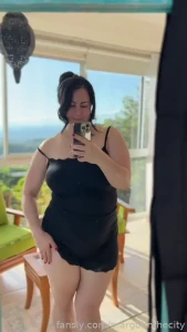 Wait for it chubby curvy darkhair over40 belly thick thickthighs curvy