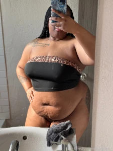 Dirty mirror flicks my fat body is cute part 2