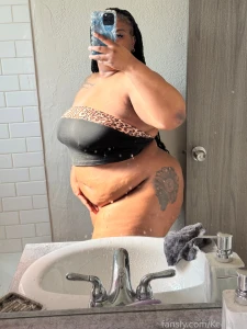 Dirty mirror flicks my fat body is cute part 1