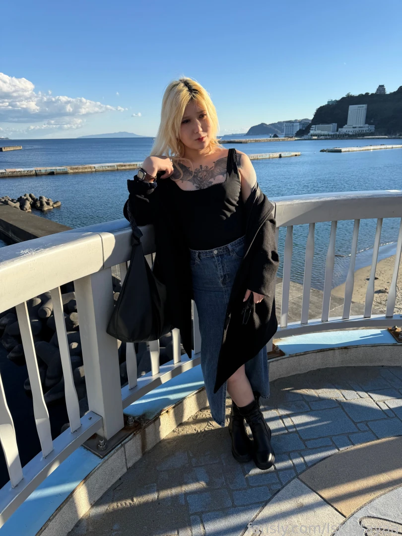 Beautiful day at atami fyp trans shemale tattoo asian tgirl transgirl 