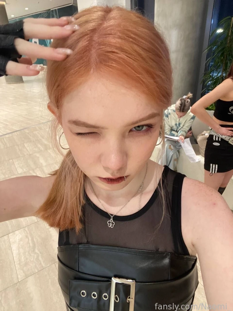 Do you like party girls or home girls better i think i look great in part 4 