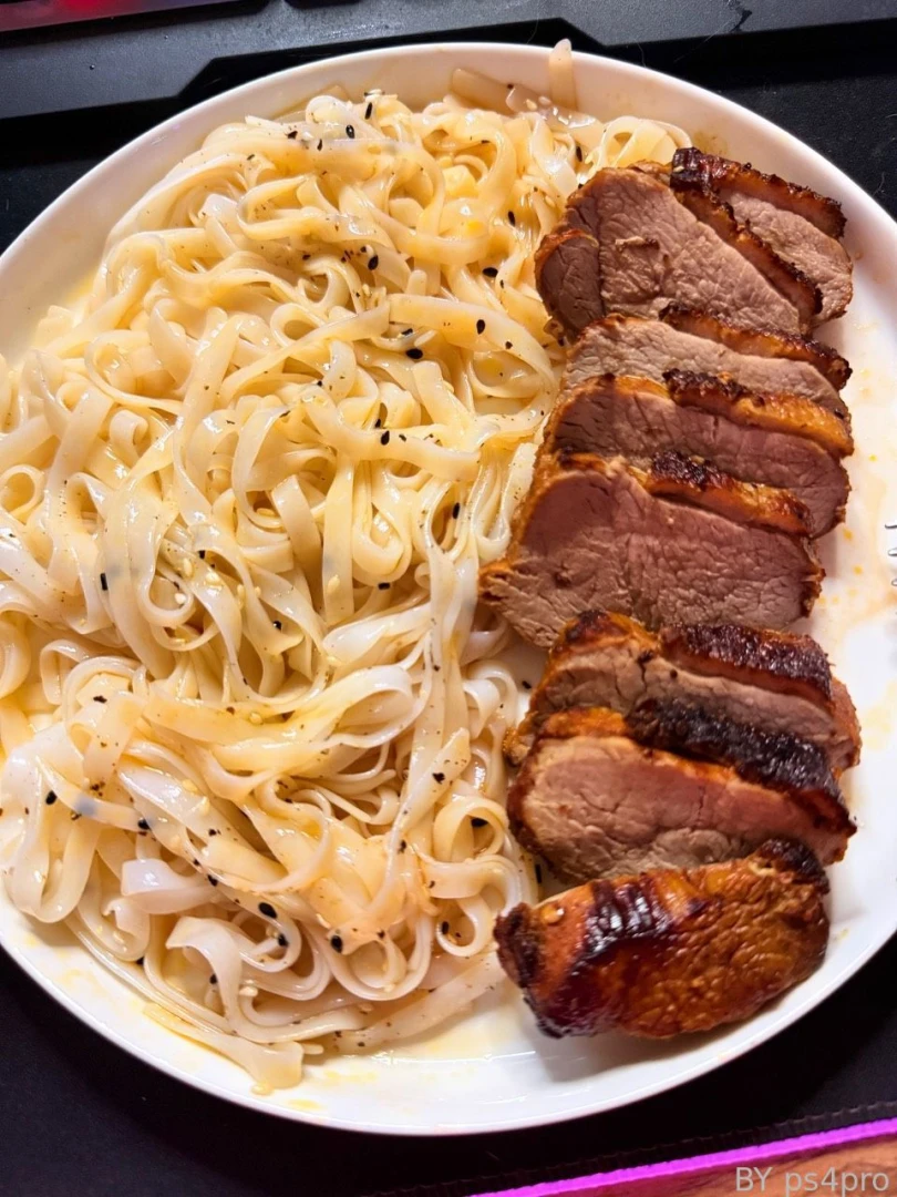I made myself a duck breast and rice noodles it was very tasty what 