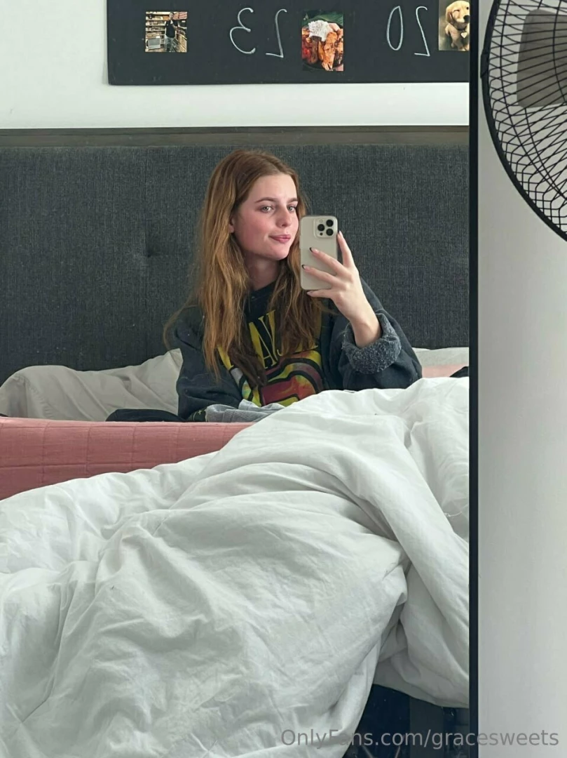 I just wanna spend the day in bed with youuu 