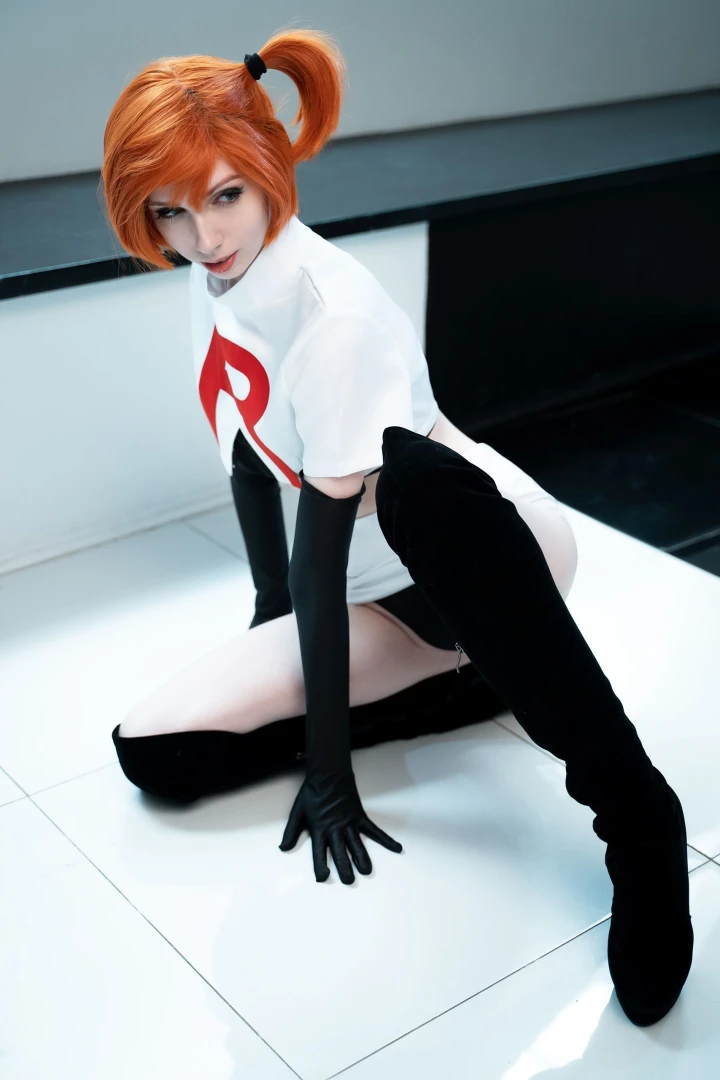 Limited time full misty r set for all subscribers cosplay misty 