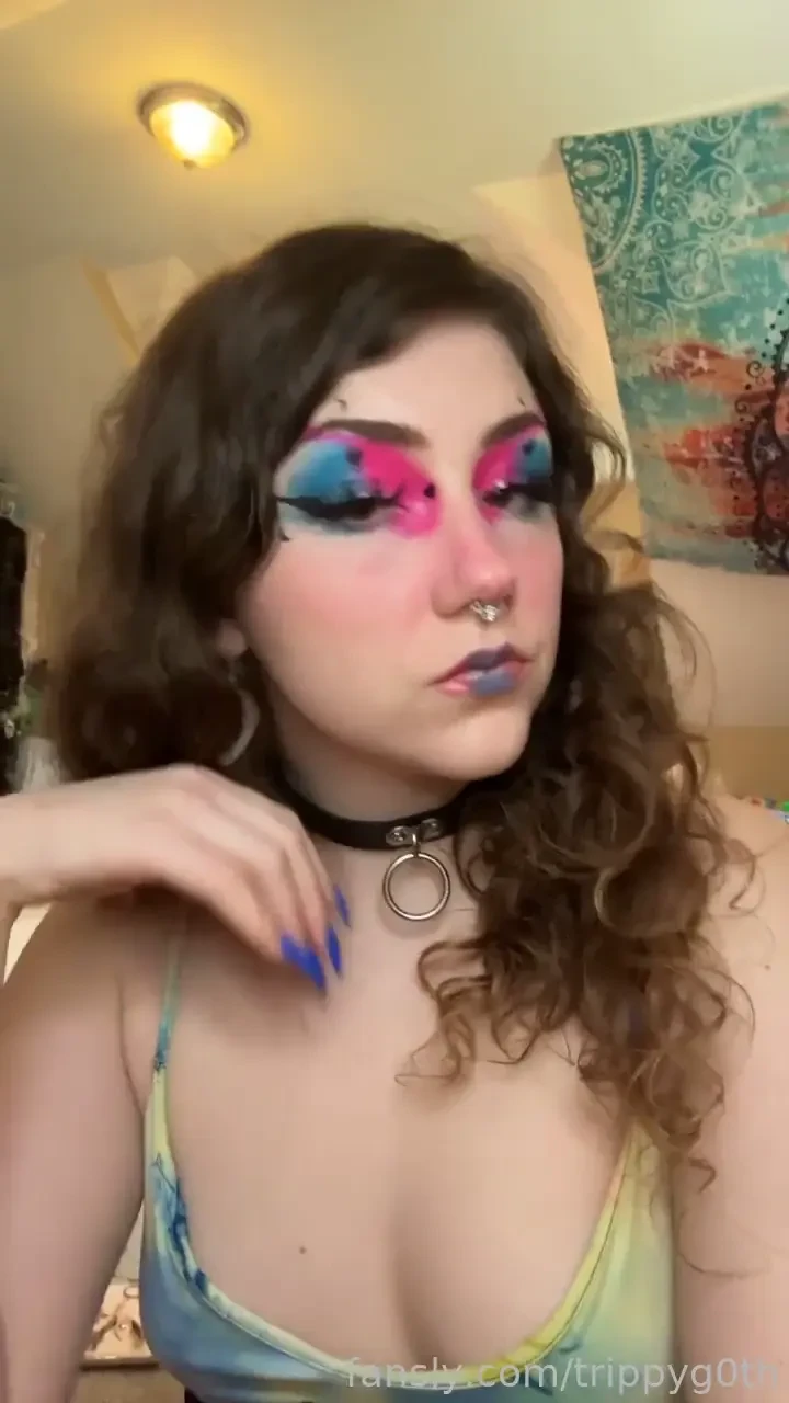 Do you like the look fyp ravegirl 