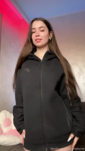 Am i your type egirl petite skinny sporty young 18yo babyface tiktok