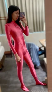 2025 06 05 part1 wearing straight jecket by myself latex zantai part 2