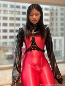 2025 06 05 part1 wearing straight jecket by myself latex zantai part 3