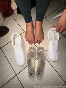 What happens when i take my insoles out of my white vans that i wear part 4