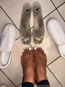 What happens when i take my insoles out of my white vans that i wear part 5