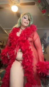 Red or white part 16