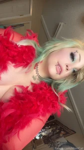 Red or white part 22