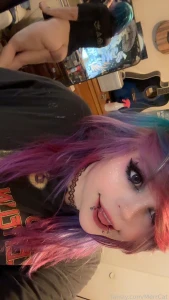 Scene girl in your shirt or no