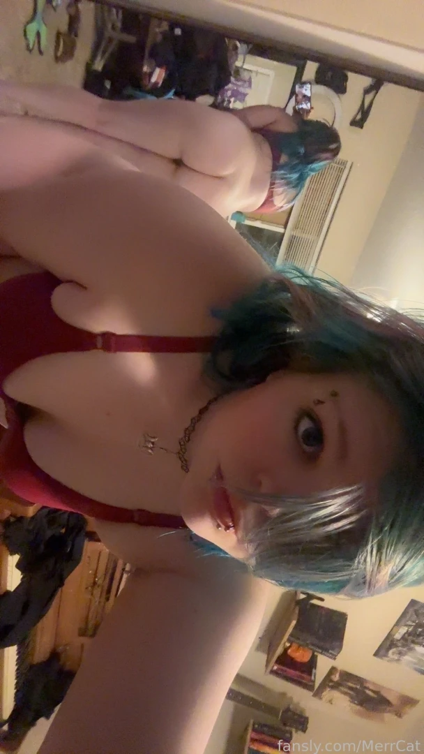 I need someone to bend me over and make me feel pretty 