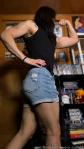 I like flexing part 2