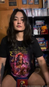 If you come over we re gonna watch this movie on repeat but we can do