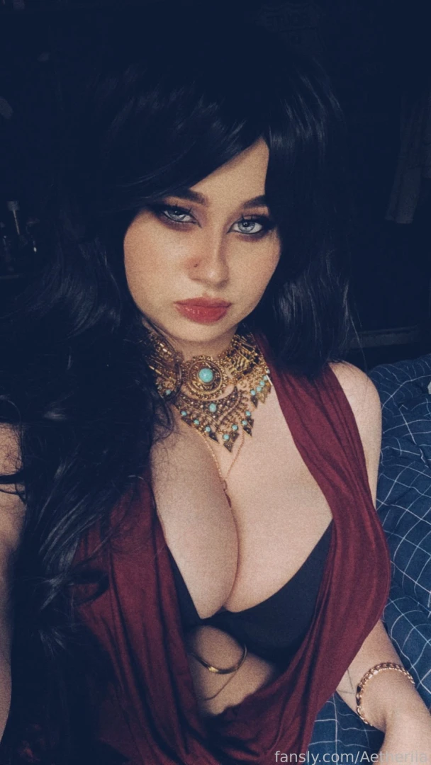 More pictures from my morrigan dragon age cosplay sfw dragonage 