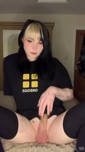 Hii this is a new cumshot video i literally made a mess on my