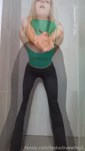 A custom video i did for someone i had to be tied up squat and stand