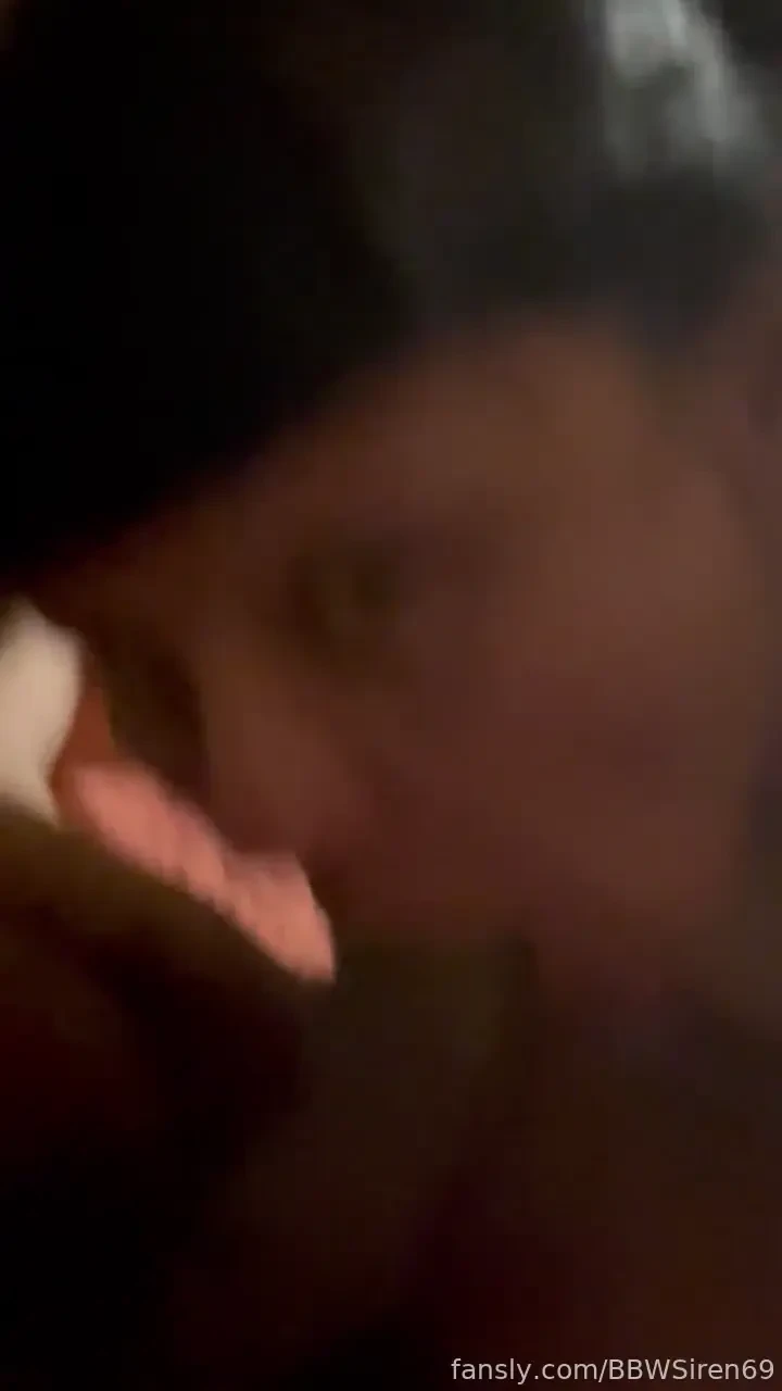 18 year olds love mommy 