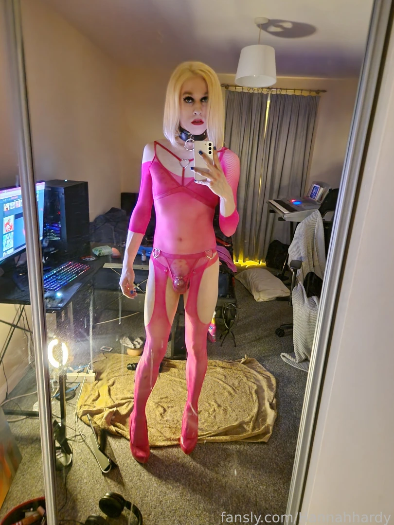 Lil photoset from my previous post loooooove wearing pink so much xo part 8 