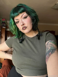 Here s a reminder of how cute i am loved my lil bows in my hair from part 2