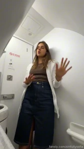 Getting off on a plane video 2 includes pee sitting in my seat middle