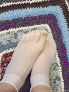 Cutie feet in cutie socks