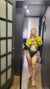 New sexy set i took those pics before making a weird foot mask hahah part 8