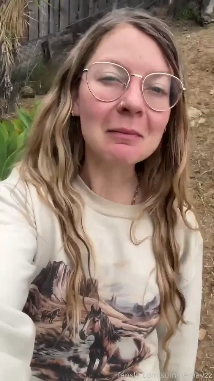 Just a bit of a melancholy morning kinda sounds like a song title lol 