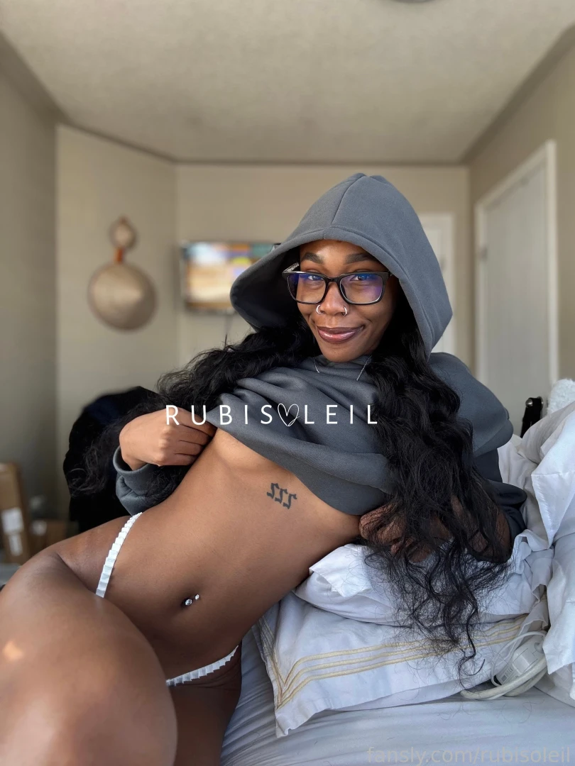Finally got glasses so ya girl can seeeee how y all like them sexy part 1 