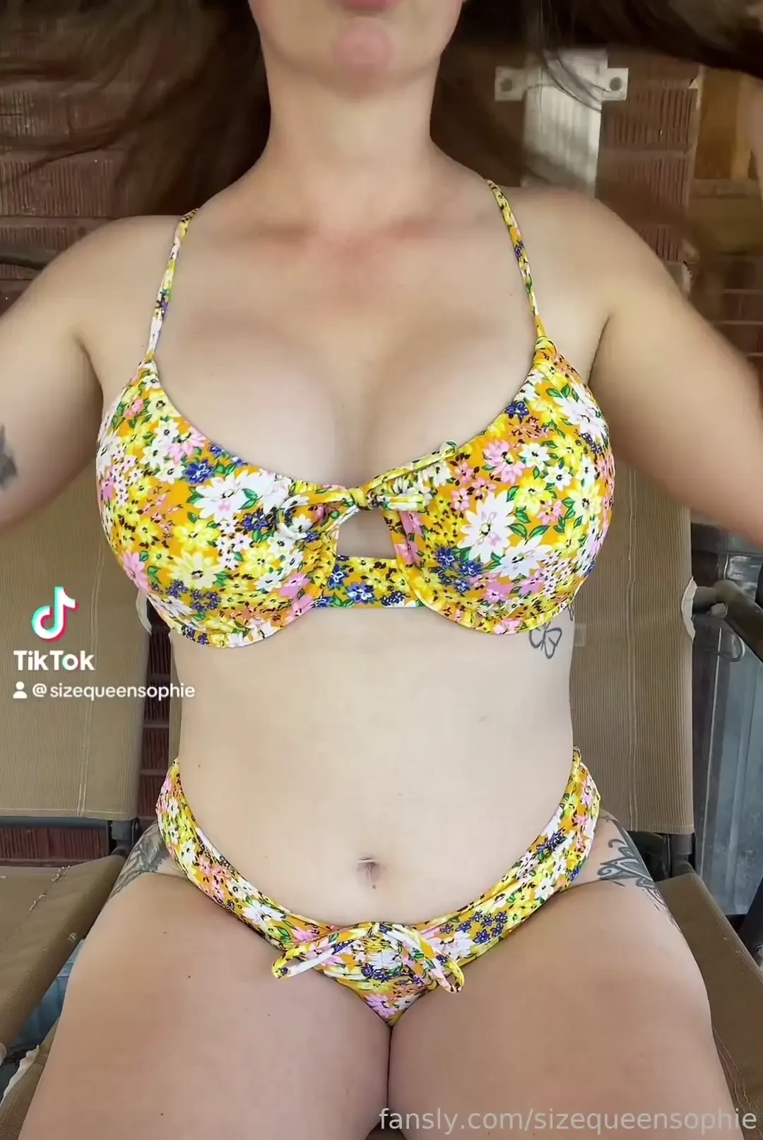 Staring at what fyp sizequeen bigtits ass pussy milf new amateur 