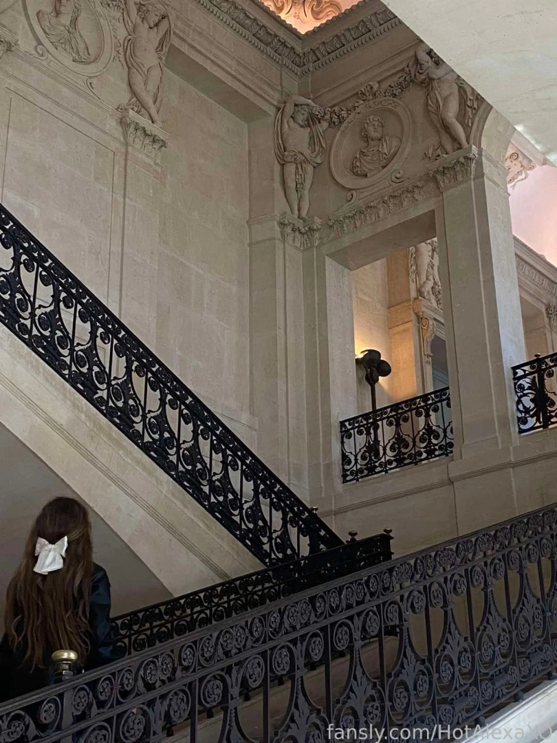 Guess which museum it is young free babyface lingerie girlnextdoor 