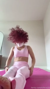 Switching the positions for you ass booty flexibility leggings yoga