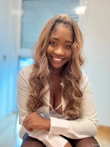 You want to be my boyfriend boni_anp boni_anp porn sexy brunette hot