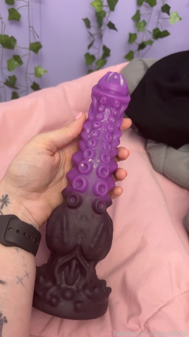 New tentacle toy part 1 